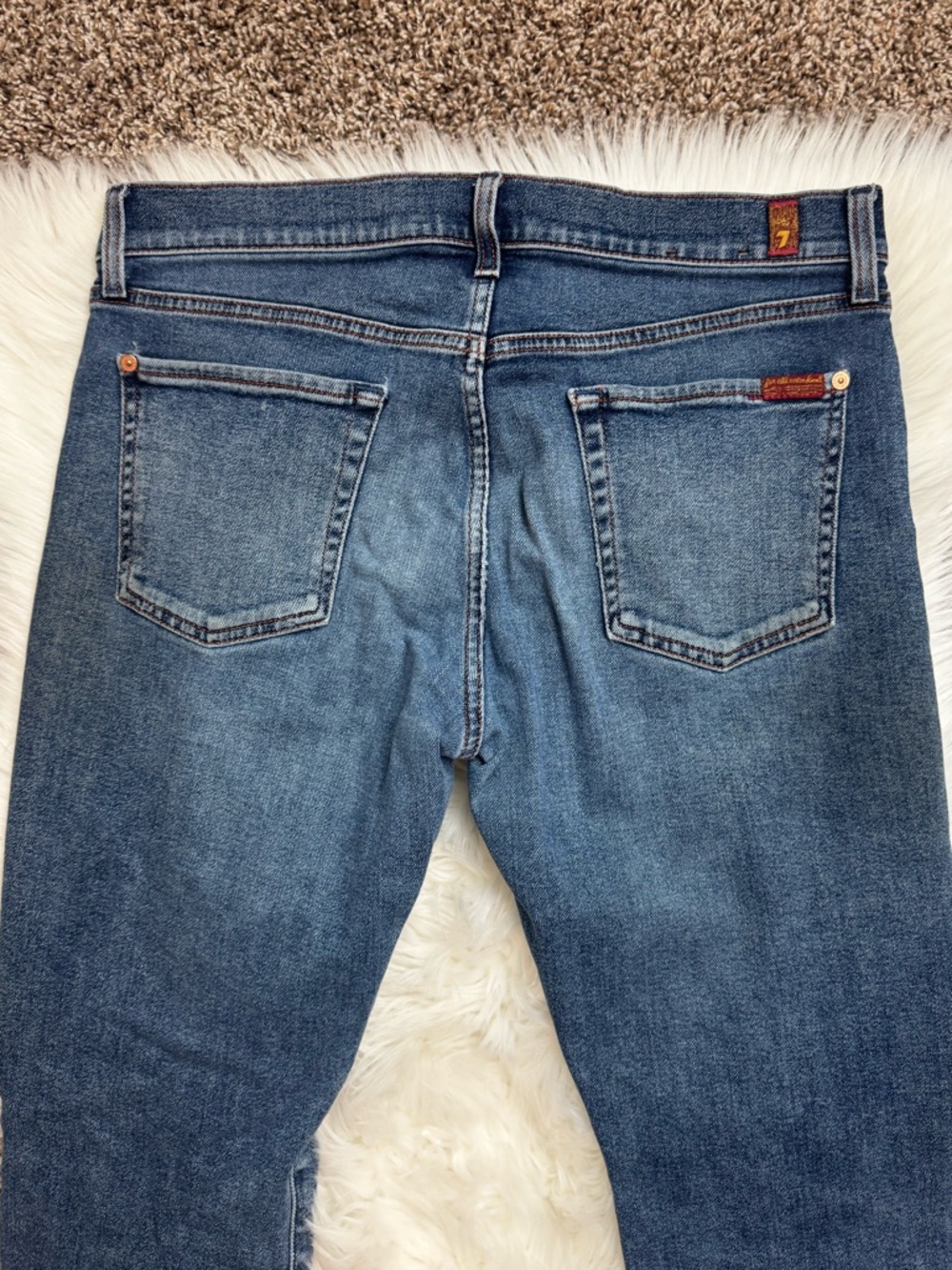 7 for all mankind dark wash jeans 34 - Picture 8 of 10